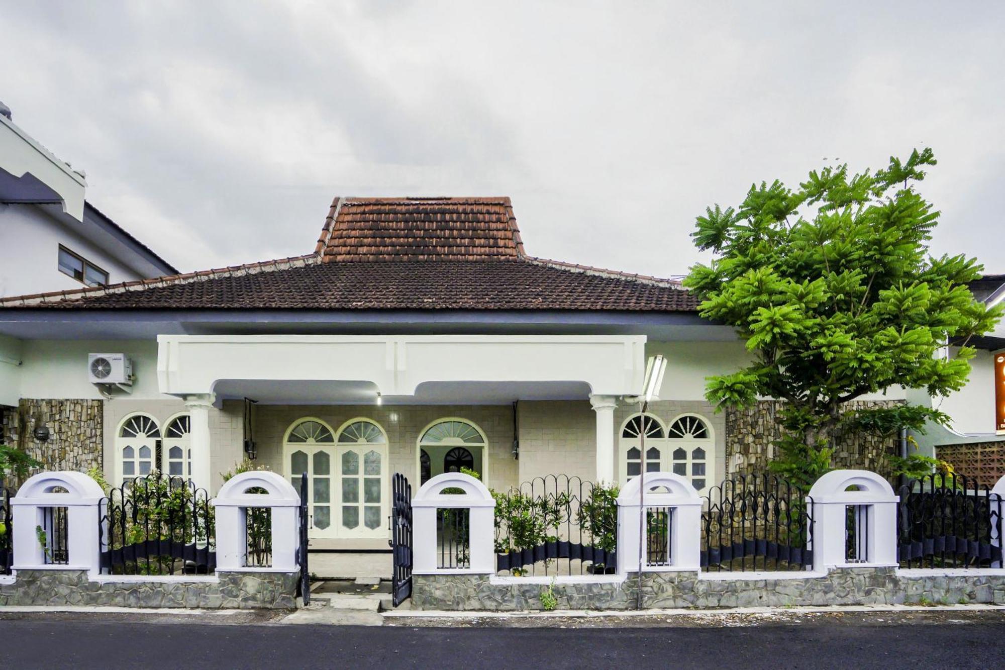 Oyo 2004 Penginapan Bidara Syariah 庞越 外观 照片